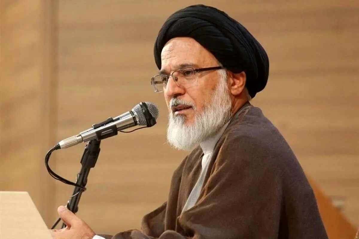 عضو خبرگان: ما در مرحله تدوین قانون جدید برای جهان هستیم
