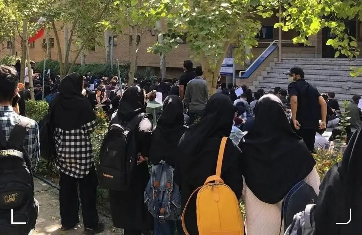 سخنگوی وزارت علوم: ممنوع الورودی یک حکم قطعی نیست