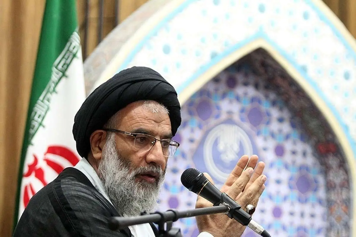 امام جمعه اهواز: چه دیدهاید که برای مذاکرات اعلام آمادگی میکنید؟