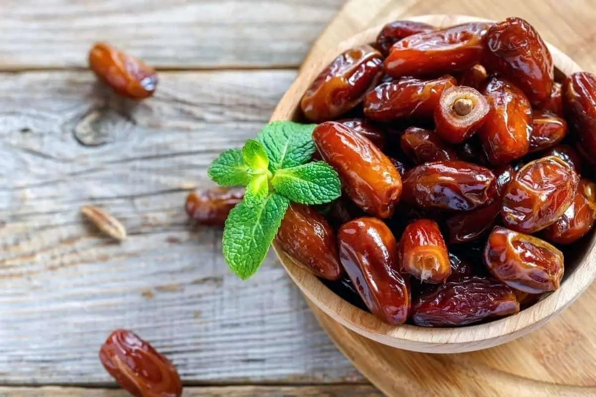 (ویدئو) چرا مصرف خرما برای سلامتی جسمانی مفید است؟