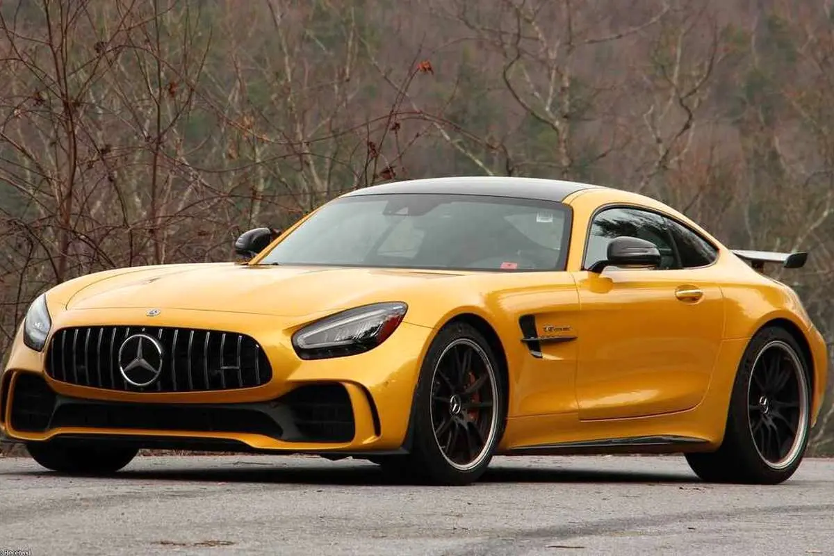 (ویدئو) تصادف وحشتناک تنها مرسدس بنز AMG GT زرد رنگ در ایران