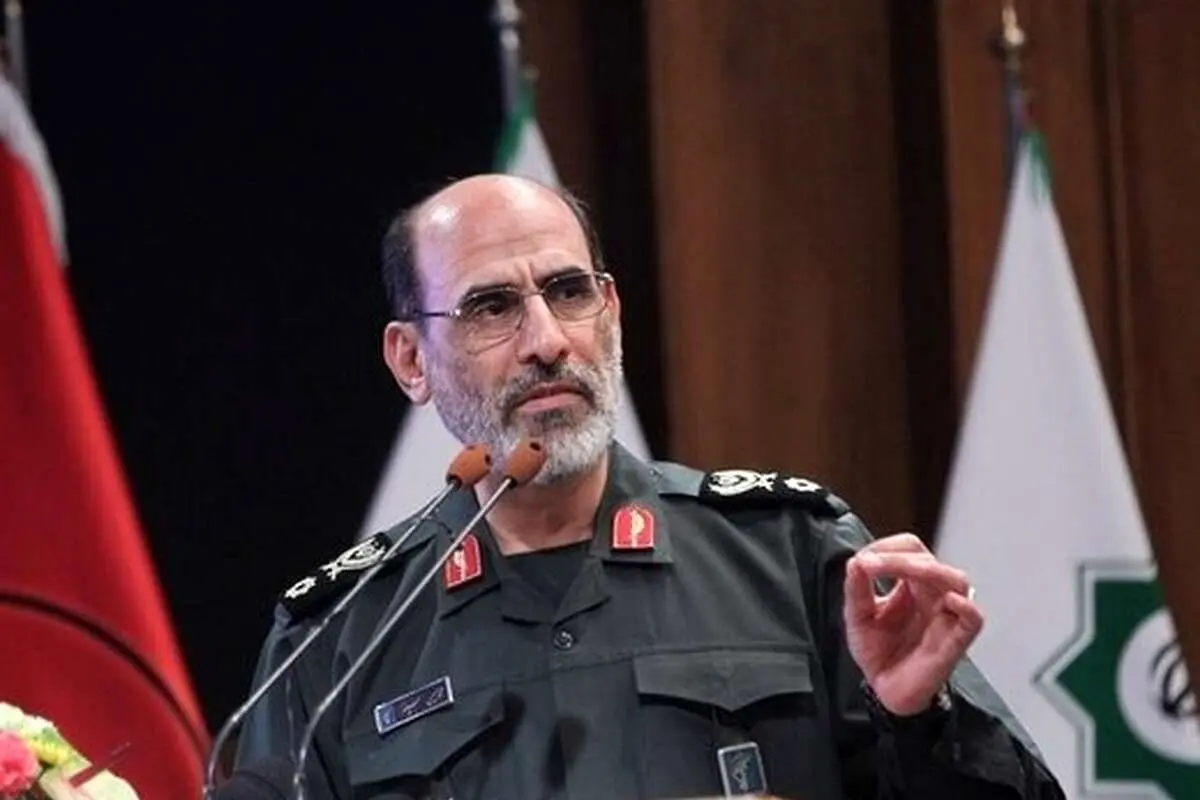 بعضیها نامه نوشتند، از رهبری خواستند تا با آمریکا کنار بیاییم