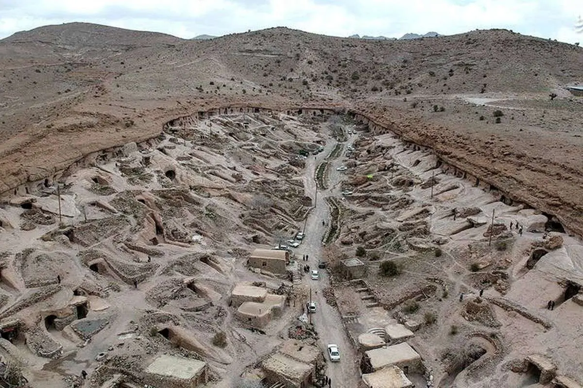 (ویدئو) کشف یک روستای ۷هزار ساله، وسط شهر شیراز
