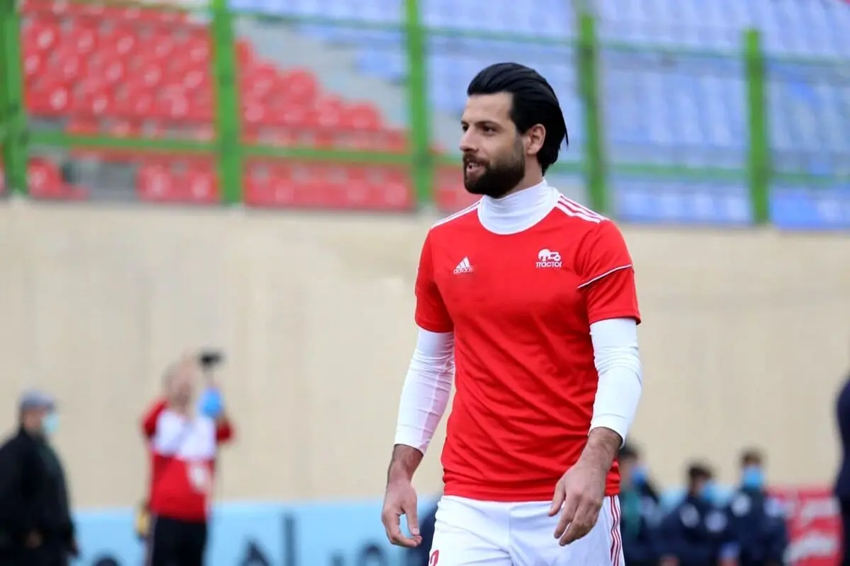 آقای گل لیگ بازی با استقلال را از دست داد