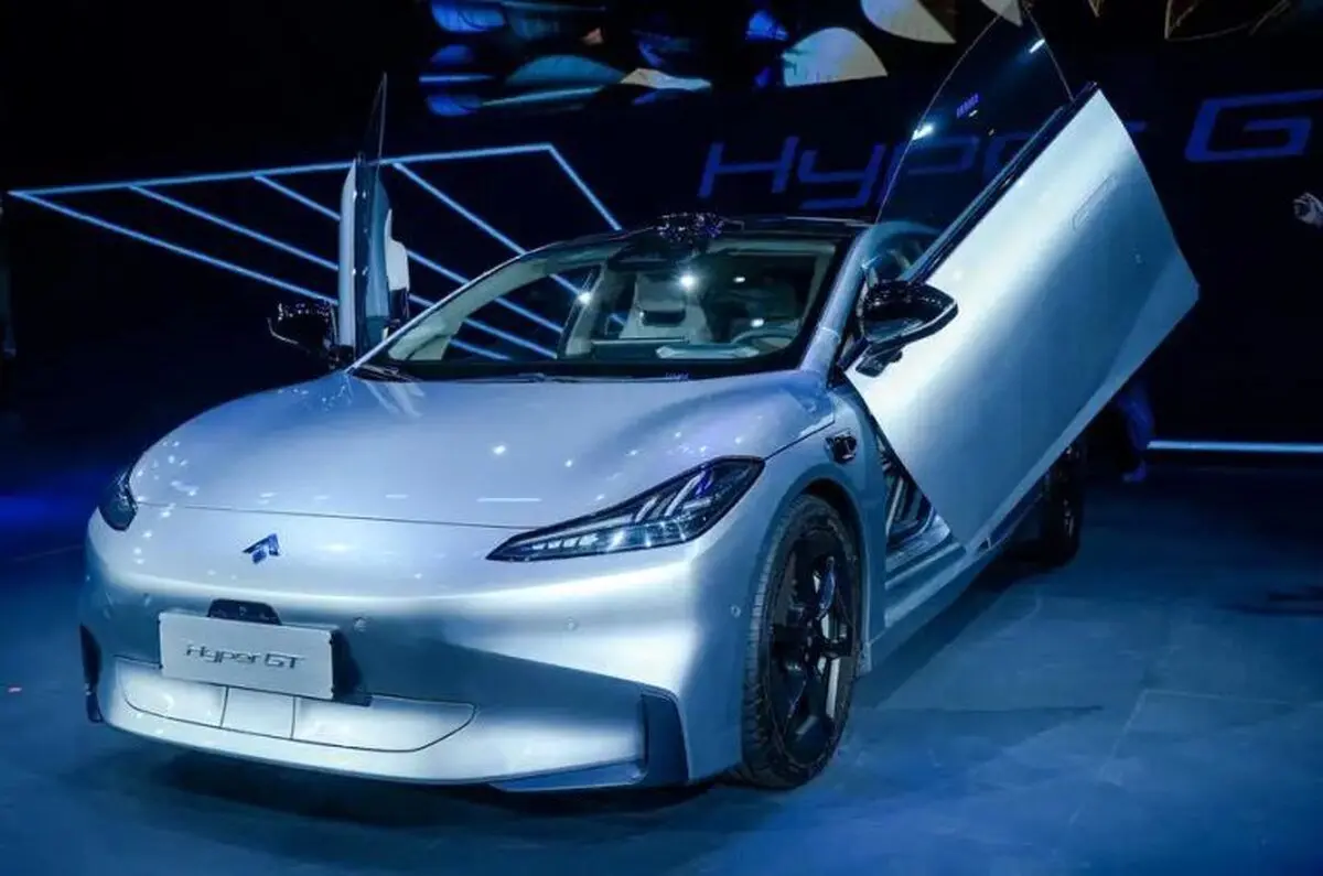 چین آیرودینامیک‌ترین ماشین دنیا را ساخت