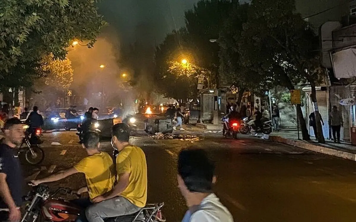 روزنامه دولت: غربی‌ها از اهرم اقتصادی برای فشار به ایران استفاده می‌کنند
