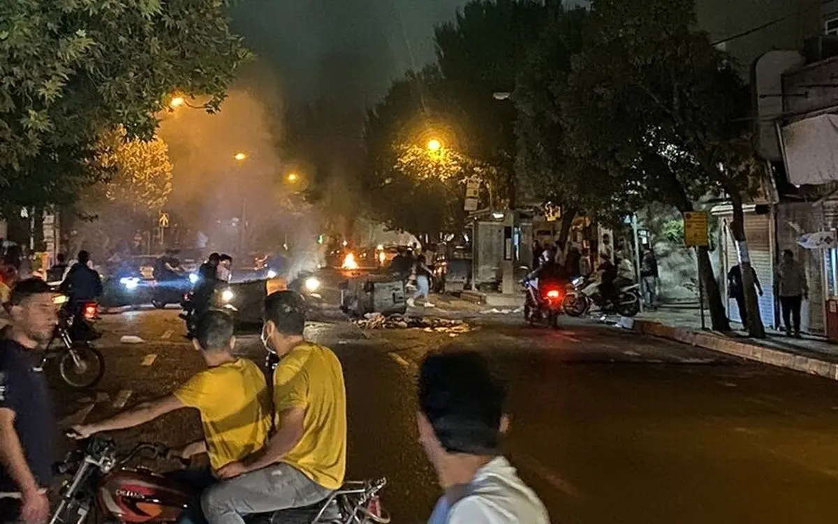 روزنامه دولت: غربی‌ها از اهرم اقتصادی برای فشار به ایران استفاده می‌کنند