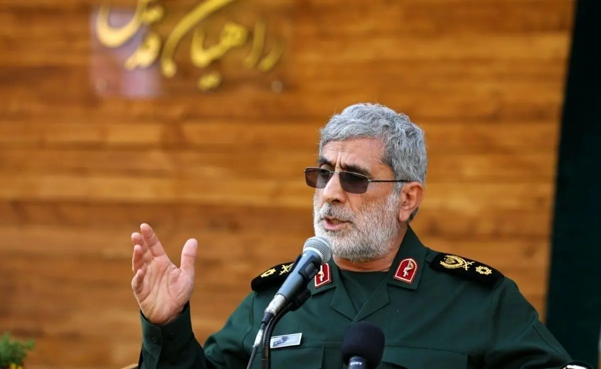 کیهان: قاآنی نسخه دیگری از سلیمانی است