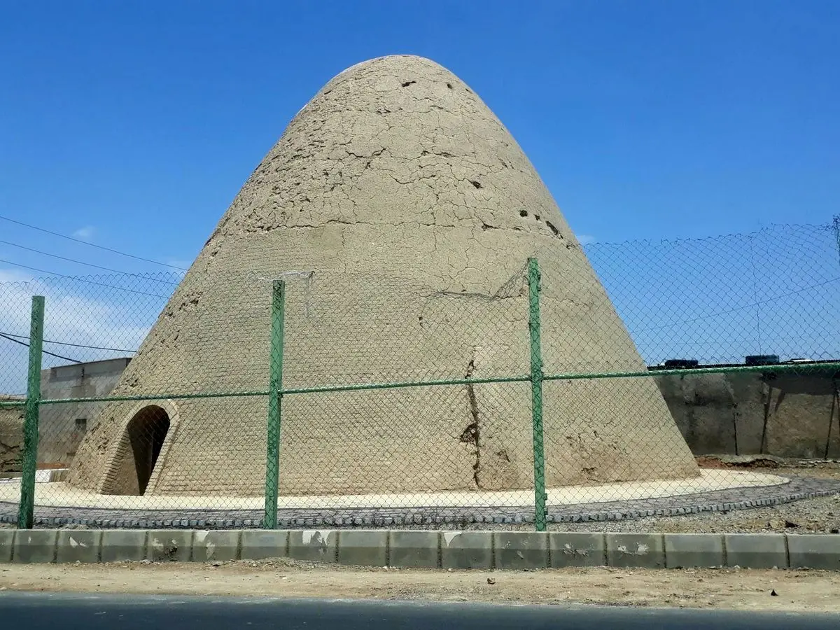 یخدان ترشنبه؛ بزرگ‌ترین و محکم‌ترین بنای خشت و گلی تهران