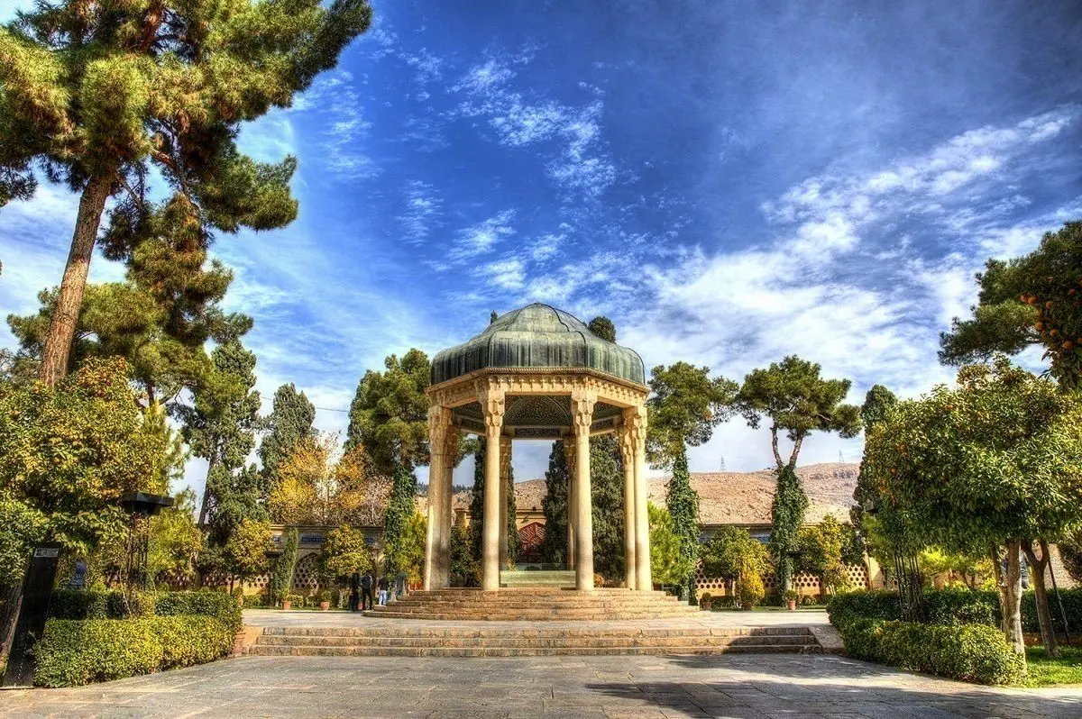 تفال به حافظ امروز پنجشنبه ۱۵ دی ماه ۱۴۰۱