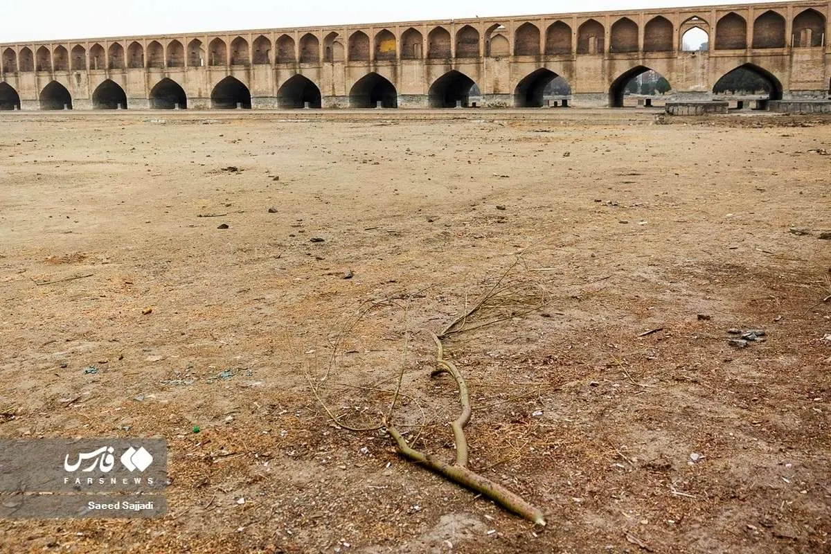 (تصاویر) نفسهای آخر زاینده رود