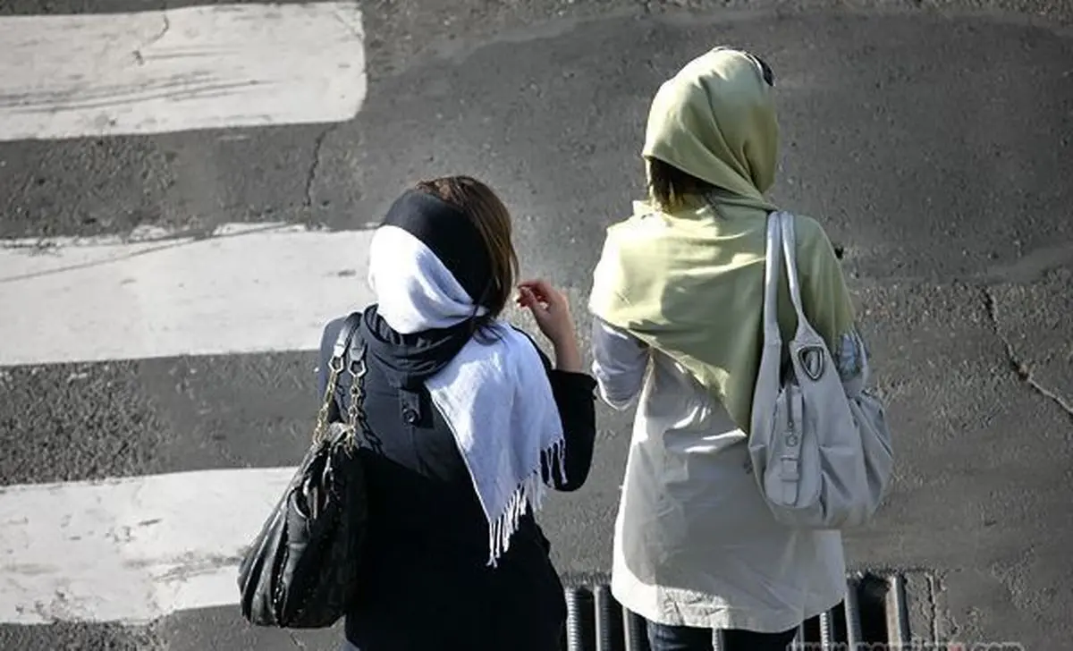 کیهان: «افتادن هر روسری»، به معنای افتادن «عَلَم و پرچم» یک سرباز است