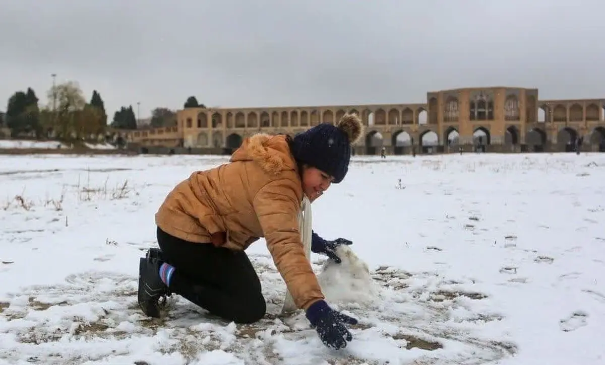 (ویدئو) تصاویر متفاوت زاینده رود بدون آب پس از بارش برف