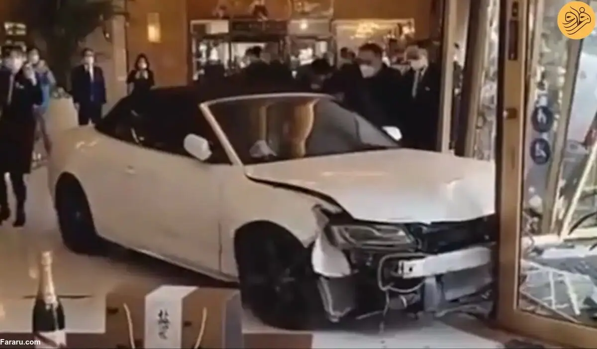 (ویدئو) حمله مرد عصبانی با خودرو به یک هتل