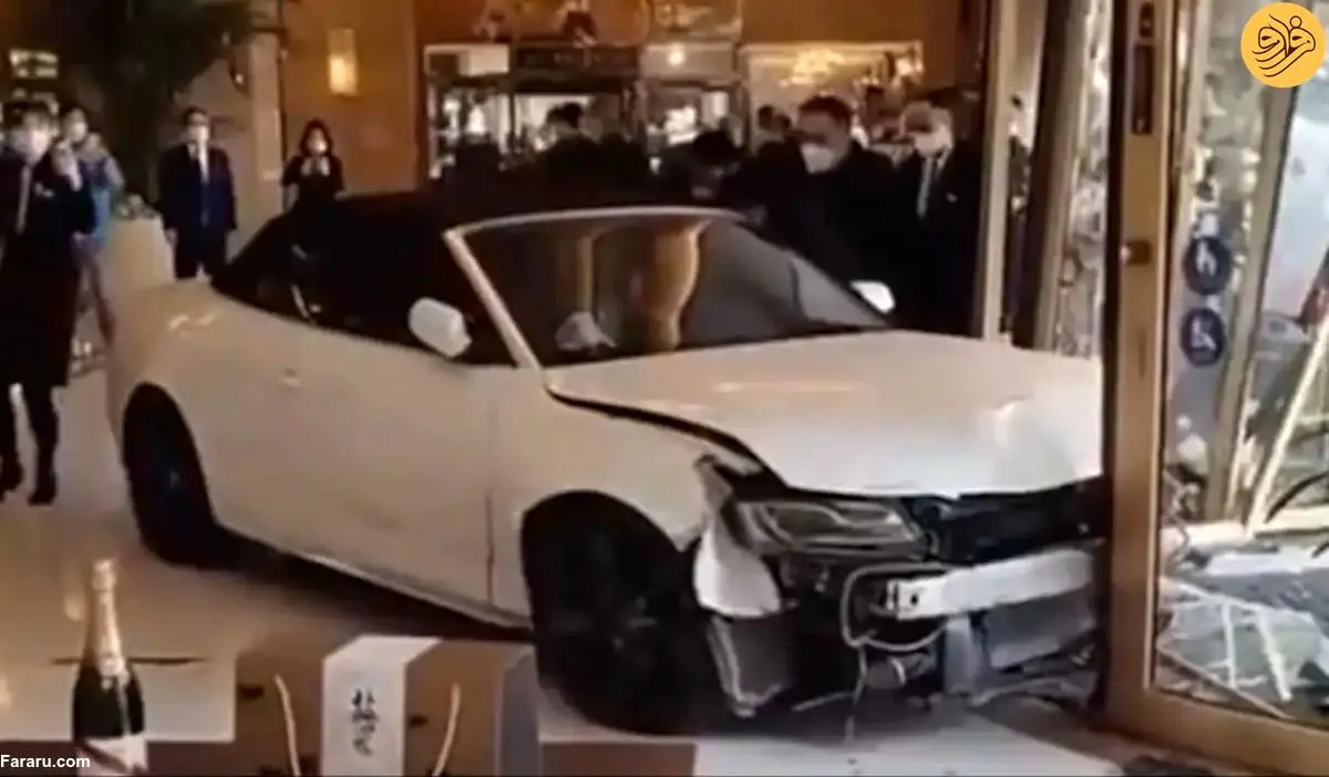 (ویدئو) حمله مرد عصبانی با خودرو به یک هتل