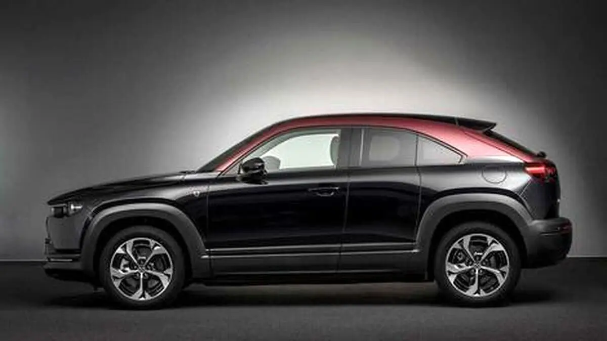 (تصاویر) مزدا ام اکس-۳۰ اسکای اکتیو آر-ئی وی؛ فناوری جالب و مفید ژاپنی برای رانندگی با خیال راحت!