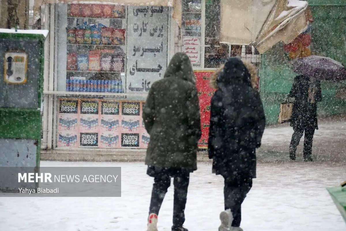 (تصاویر) بارش نخستین برف زمستانی در کرمانشاه