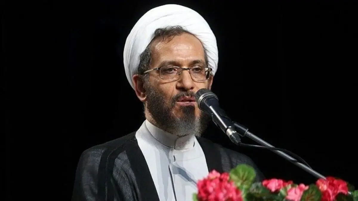 احمد مازنی: جای روزنامه‌نگاران زندان نیست