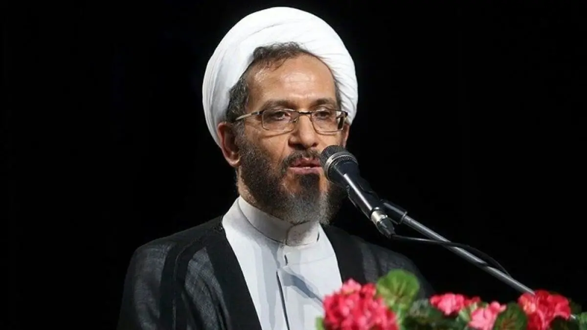 احمد مازنی: جای روزنامه‌نگاران زندان نیست