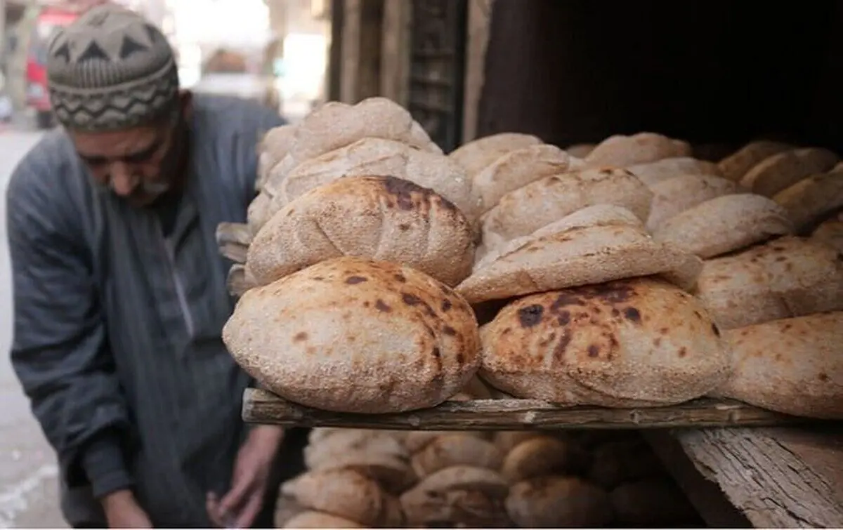 مصری‌ها چگونه با بحران غذایی مواجه می‌شوند؟ / با خلاقیت و نصف نان!