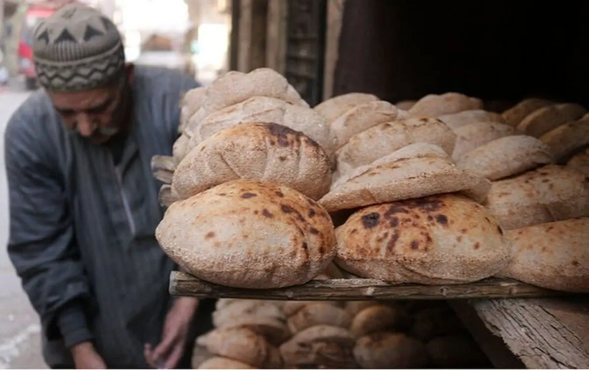 مصری‌ها چگونه با بحران غذایی مواجه می‌شوند؟ / با خلاقیت و نصف نان!