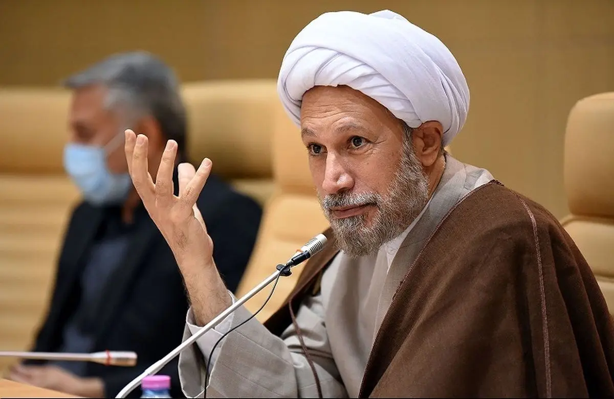 امام جمعه شیراز: مشکلات اقتصادی از روز نخست و حضرت آدم شروع شده