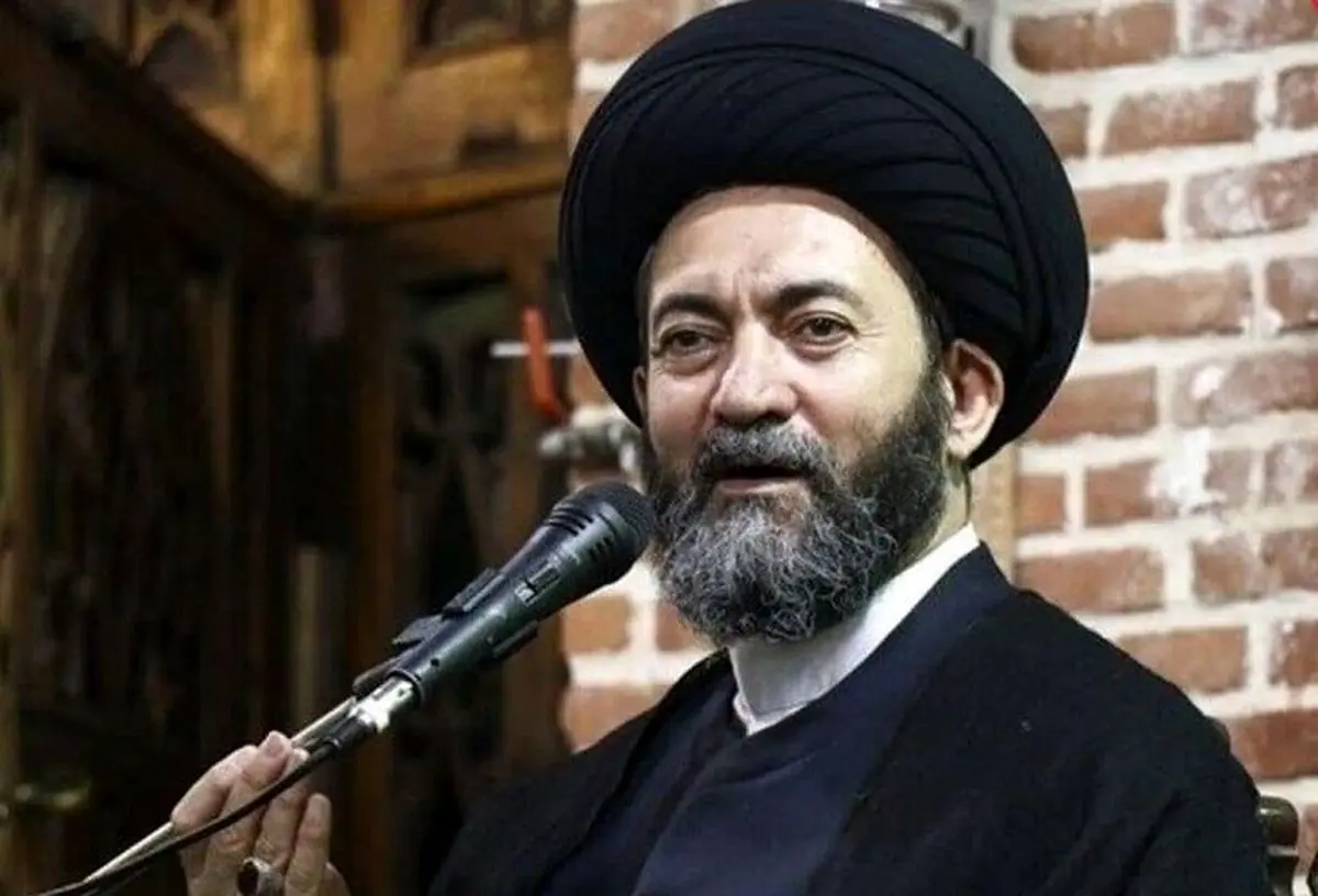 خطیب جمعه اردبیل: هر کس به رهبری، نظر بدی داشته باشد، در ردیف «شارلی ابدو» یعنی اهانت کننده به رسول خداست
