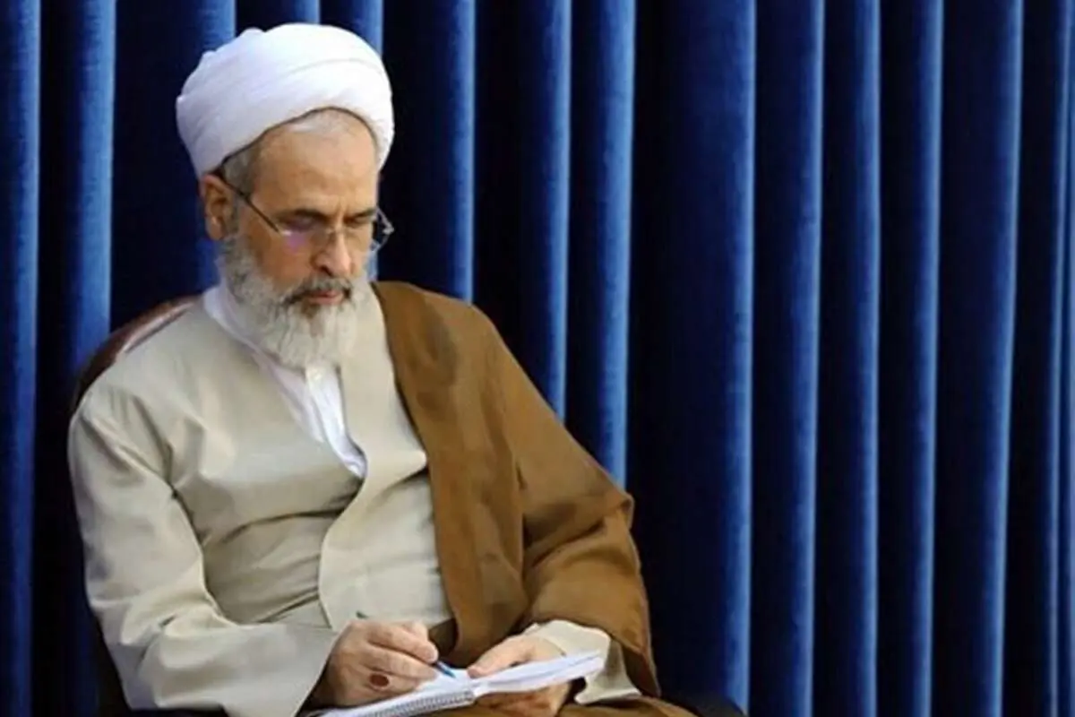 بیانیه آیت الله اعرافی: دولت فرانسه عذرخواهی کند وگرنه آماده عکسالعمل قاطع باشد