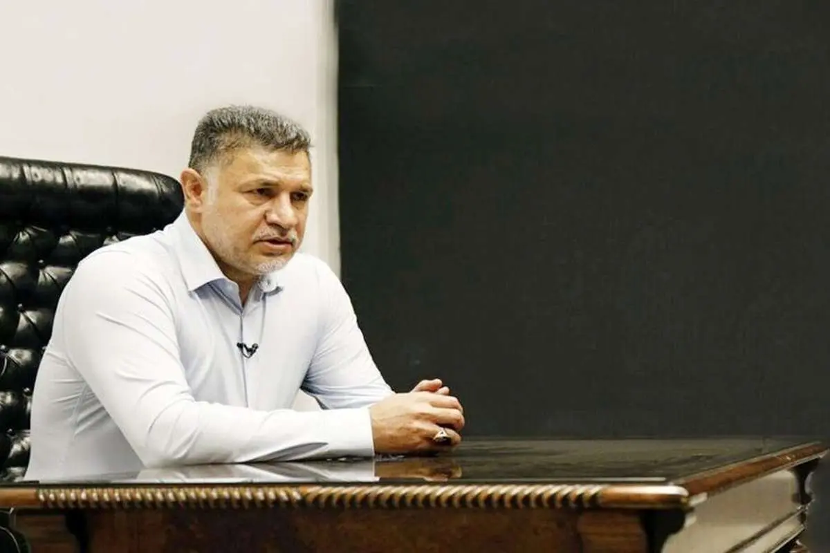 علی دایی مهاجرت نمیکند
