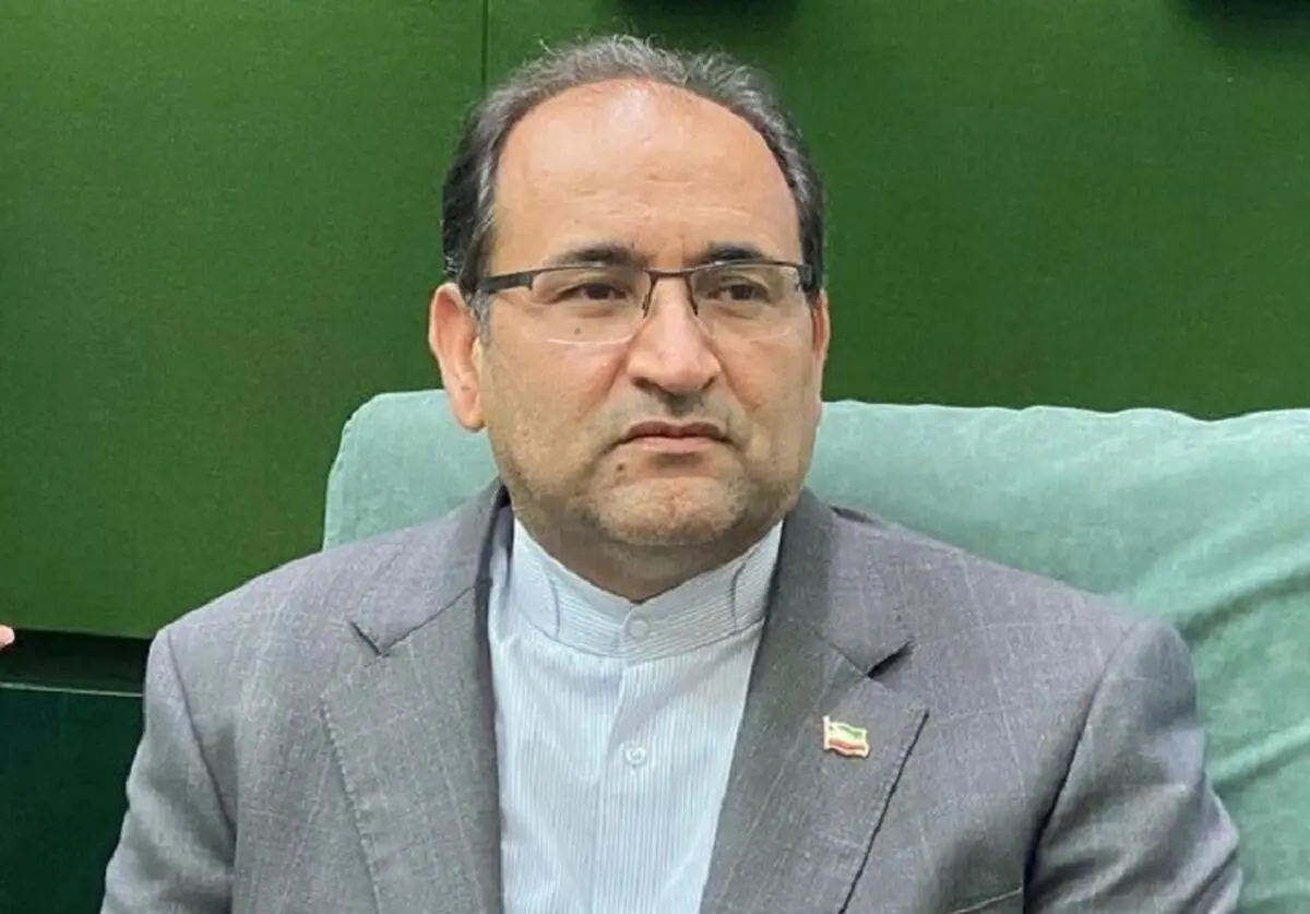 انتقاد نماینده مجلس از سخنان جواد لاریجانی درباره مولوی عبدالحمید