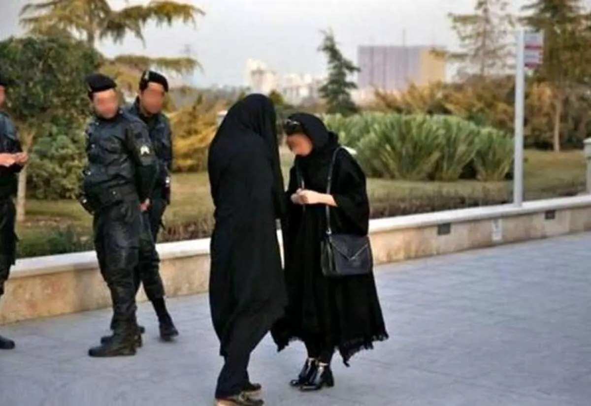شیفت از کم‌حجابی به بی‌حجابی‌؟