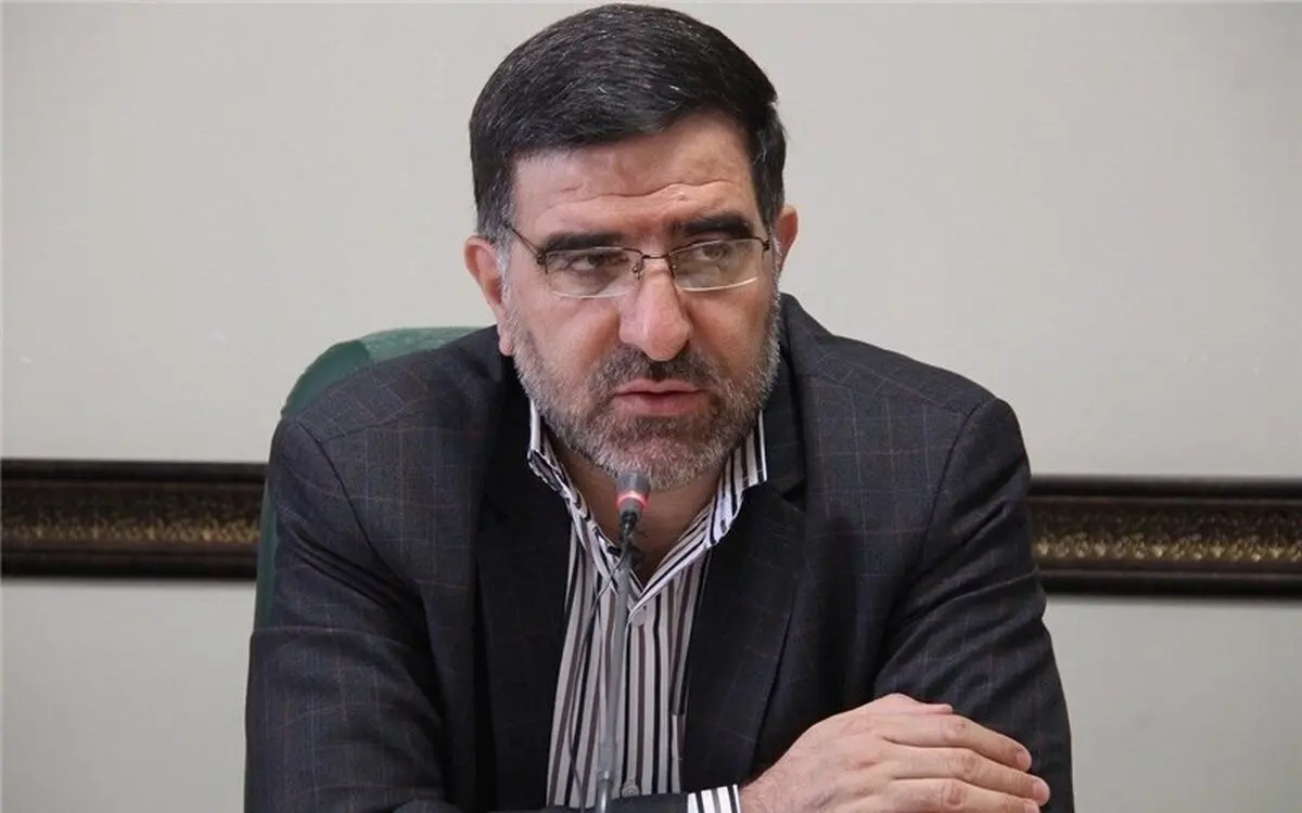 امیرآبادی‌فراهانی: بورس تبدیل به دزدخانه شده است