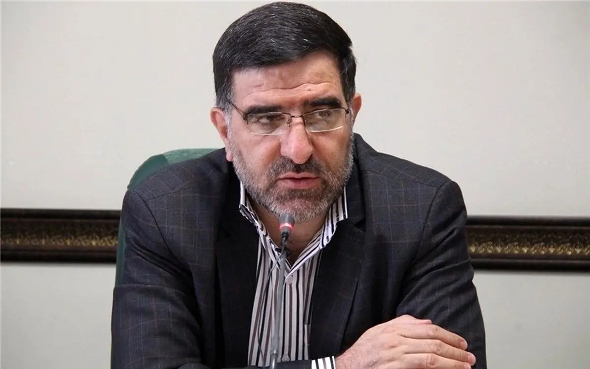امیرآبادی‌فراهانی: بورس تبدیل به دزدخانه شده است