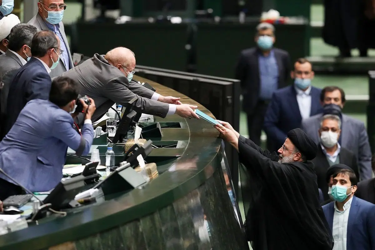 پیام خطرناک بودجه برای اقتصاد ایران/ شقاقی: بودجه‌ای نوشتیم که فقط حقوق و دستمزد پرداخت کنیم