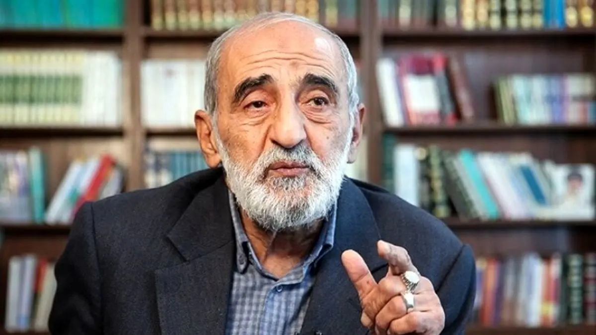 حسین شریعتمداری: نوبت انتقام ما رسیده است!