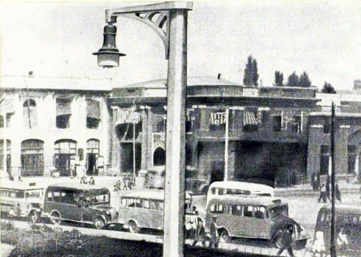 (‌تصویر) نخستین خیابان ایران که صاحب چراغ‌ شد