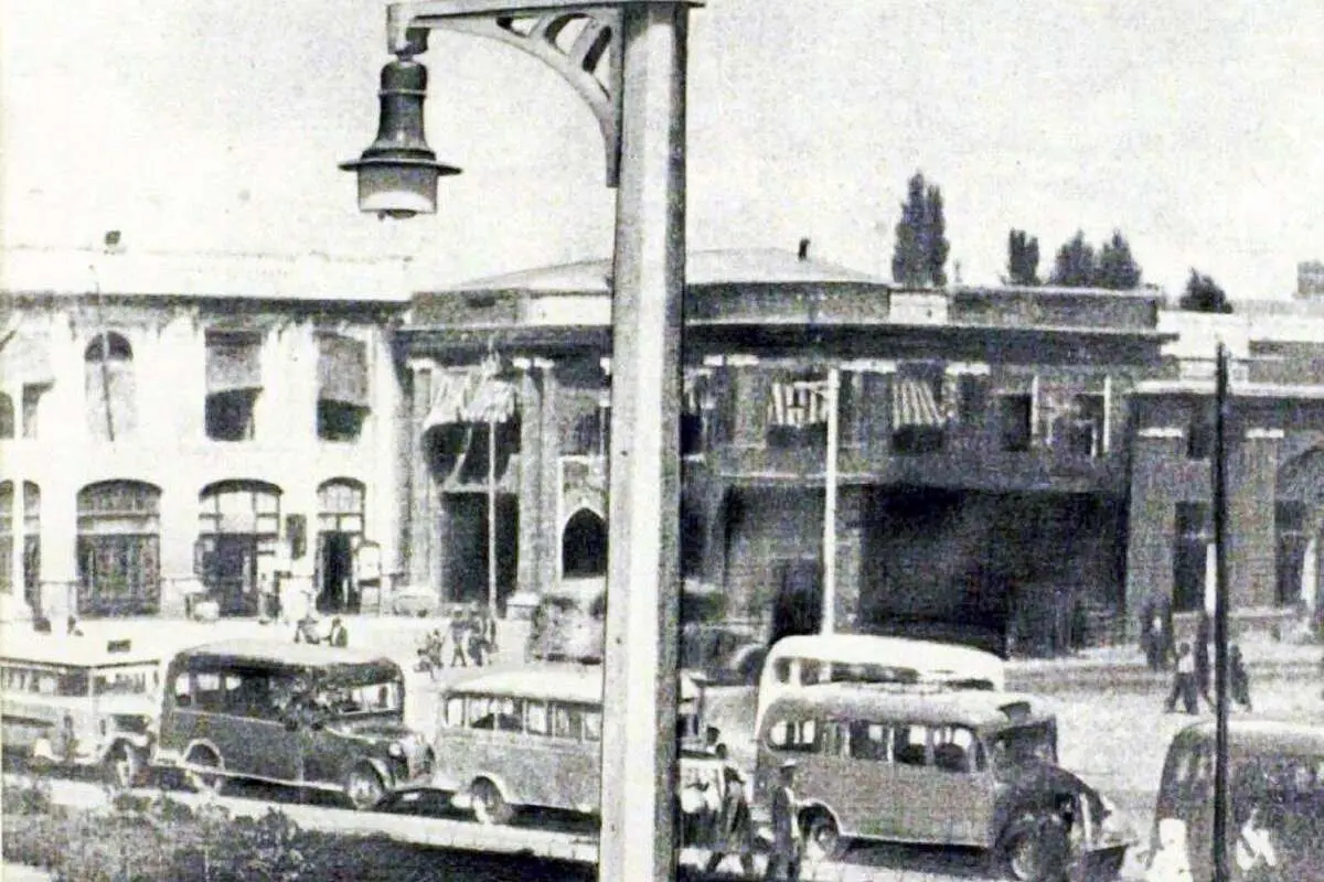 (تصویر) نخستین خیابان ایران که صاحب چراغ شد