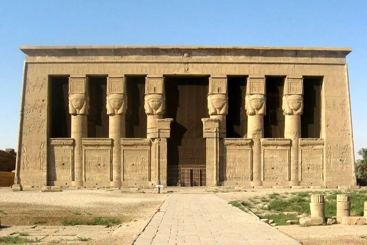 تصاویری دیدنی از راهروی ۴ هزار ساله معبد دندره در مصر