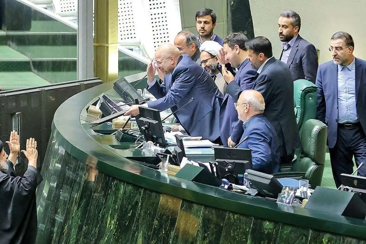 معمای کسری بودجه ۱۴۰۱