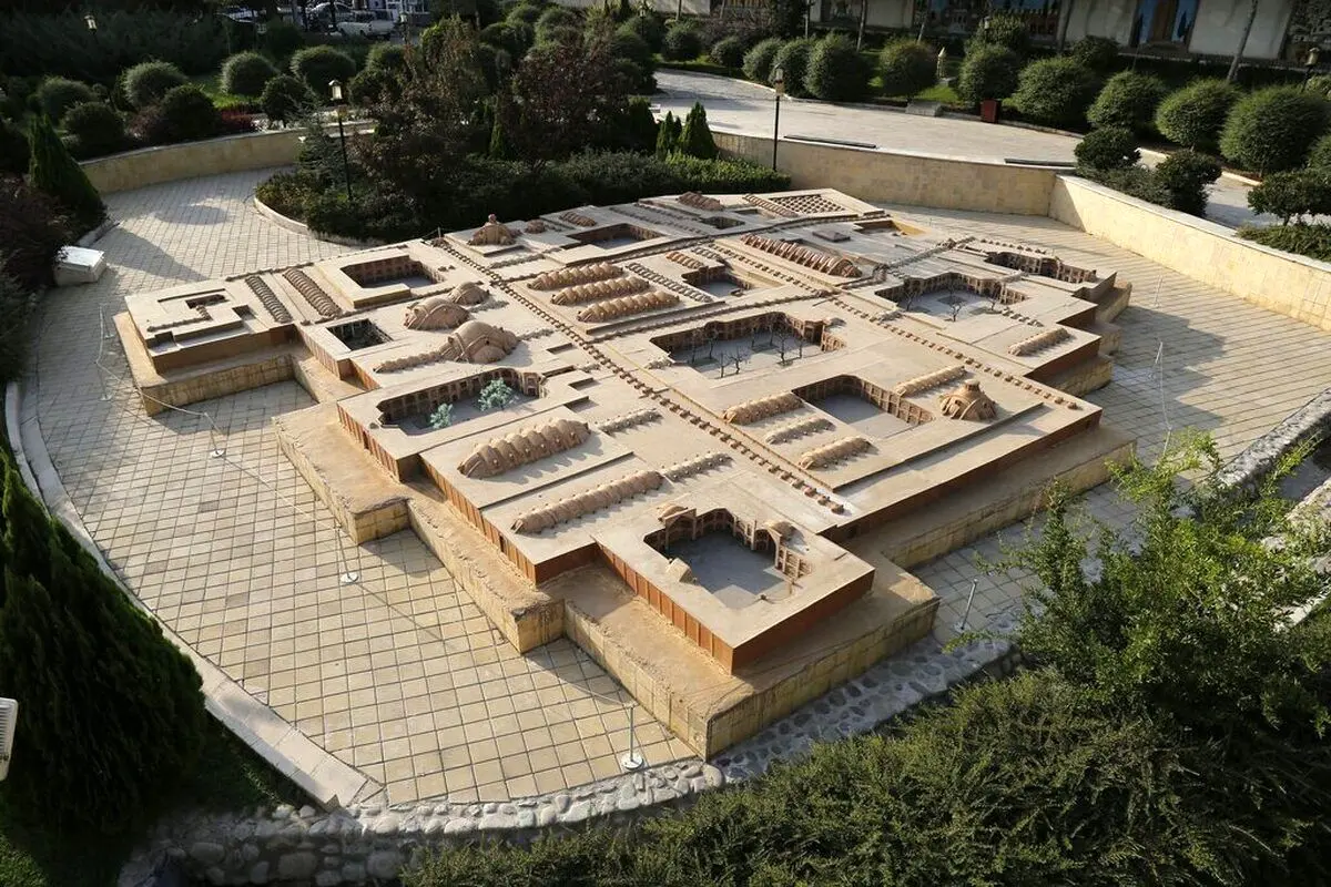 ۱۳جاذبه تاریخی ایران را یکجا ببینید/آثار باستانی کشور در ابعاد مینیاتوری