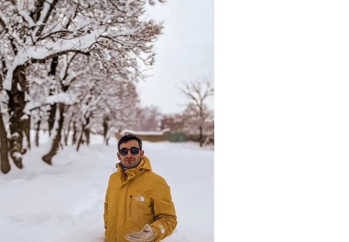 (عکس) قابی متفاوت از ارتفاع بارش برف در همدان