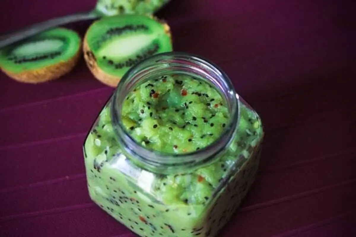 طرز تهیه ترشی کیوی؛ طعمی متفاوت و جذاب