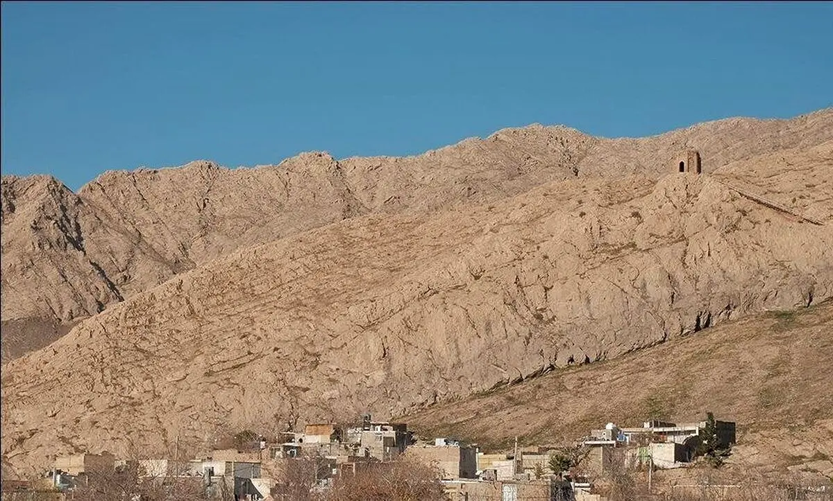 این بنای قدیمی هزار سال قدمت دارد/ نقاره‌زنی در شهر ری