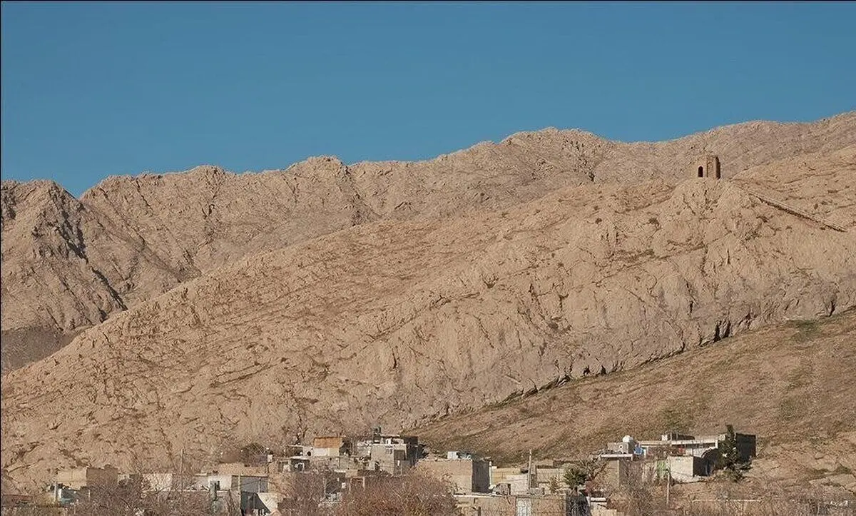 این بنای قدیمی هزار سال قدمت دارد/ نقاره‌زنی در شهر ری
