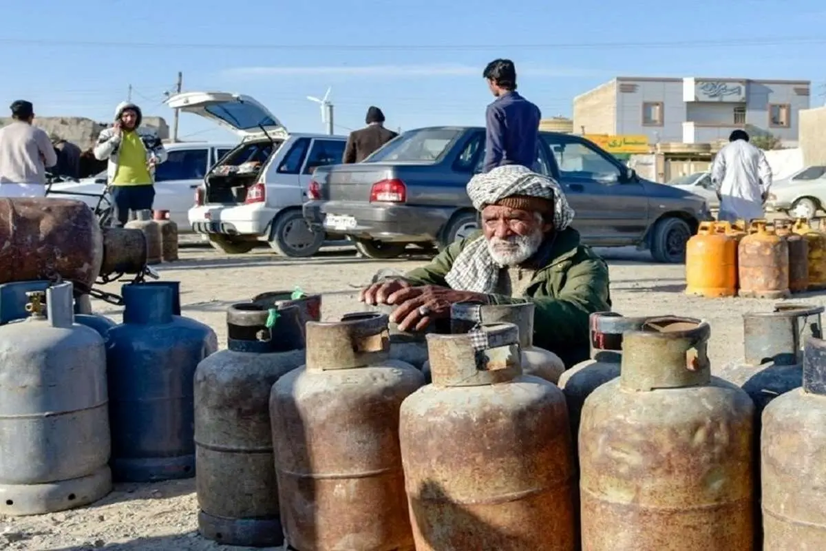 ایران را پاکستان نکنیم؛ رئیسی، «عزیز مصر» نیست!