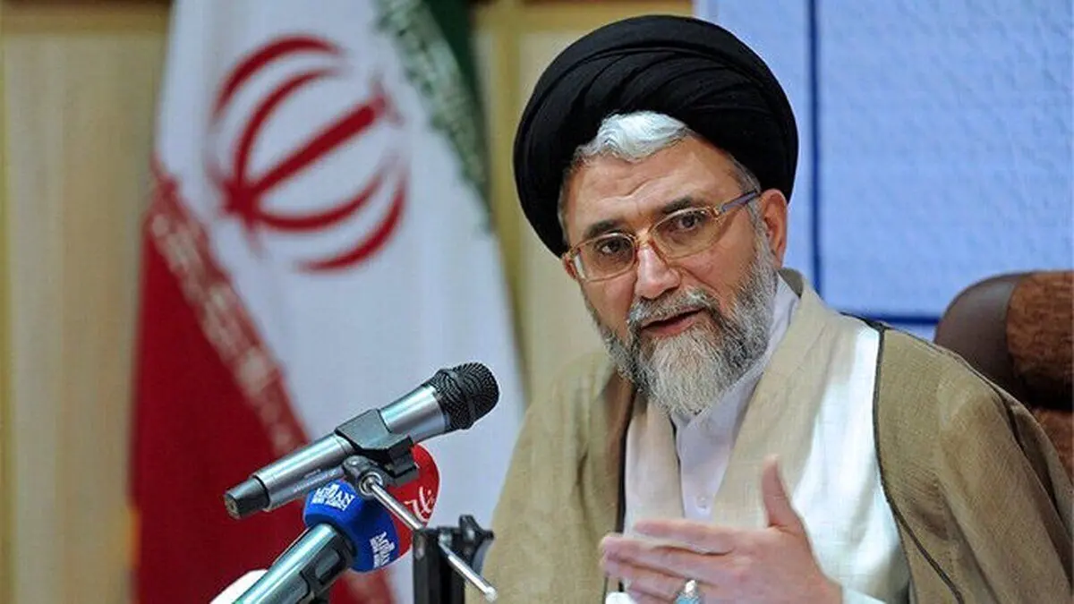 وزیر اطلاعات: هجمه اخیر به شمخانی غیرمنصفانه بود؛ او در حوزه امنیت ملی تلاش‌های ویژه‌ای داشته است