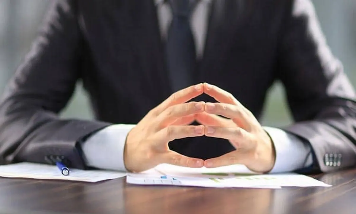 (کاریکاتور) آقای مدیر زیر این همه بار له نشی!