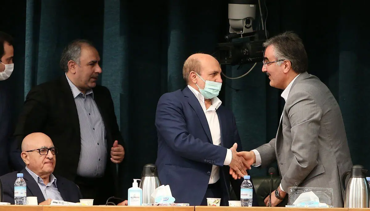 دو خبر مهم فرزین درباره ارز و ریال؛ ۲۸۵۰۰ میانگین است