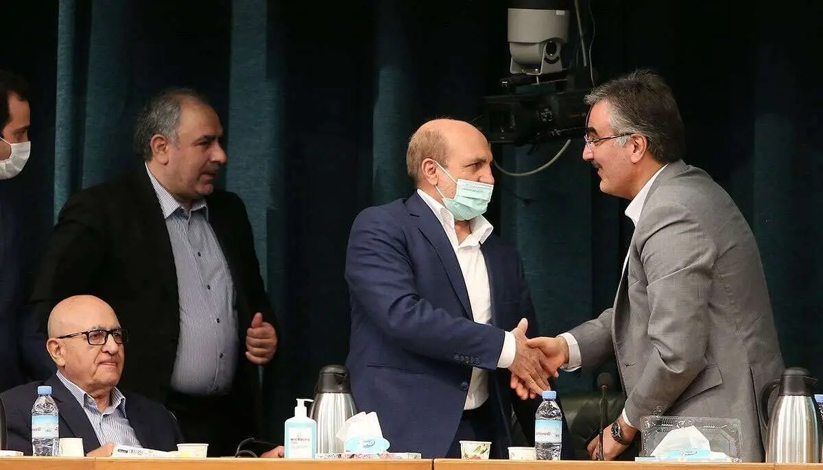 دو خبر مهم فرزین درباره ارز و ریال؛ ۲۸۵۰۰ میانگین است