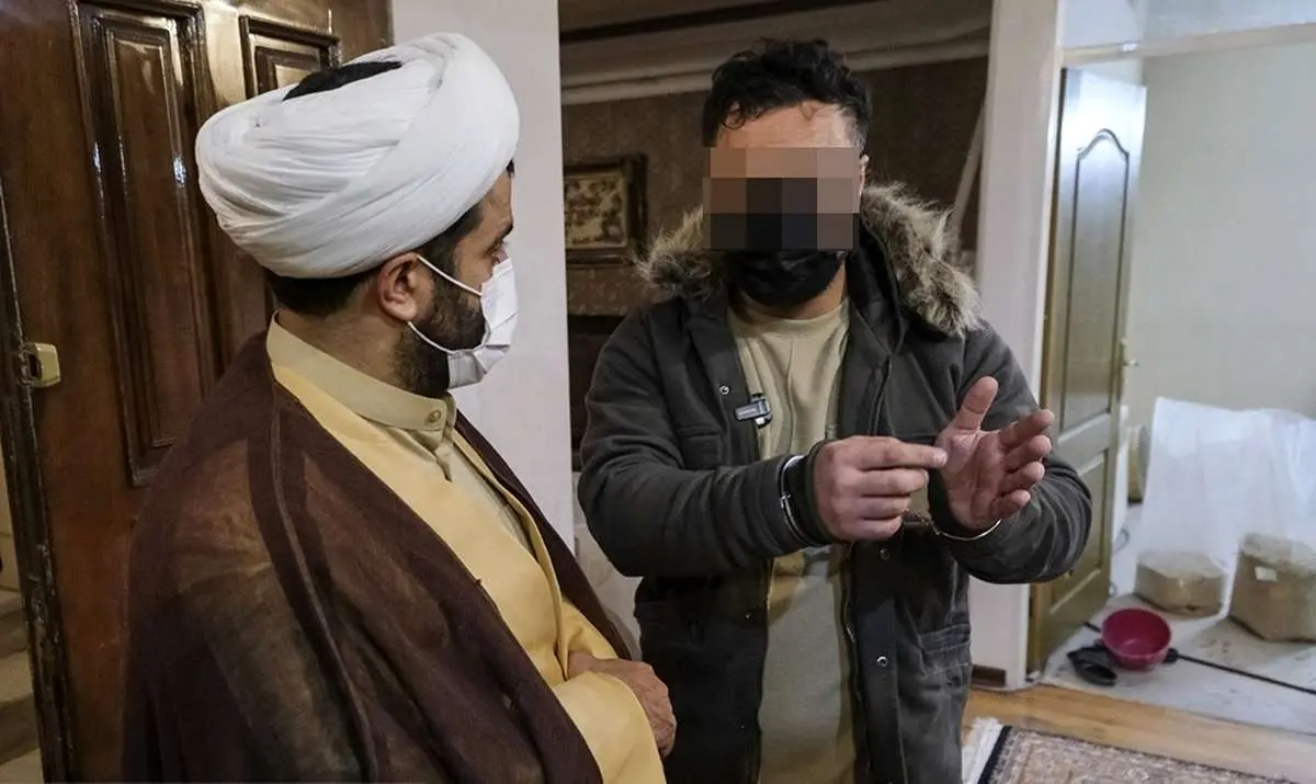 (تصاویر) انهدام شبکه زیرزمینی تولید داروهای تقلبی ترک اعتیاد